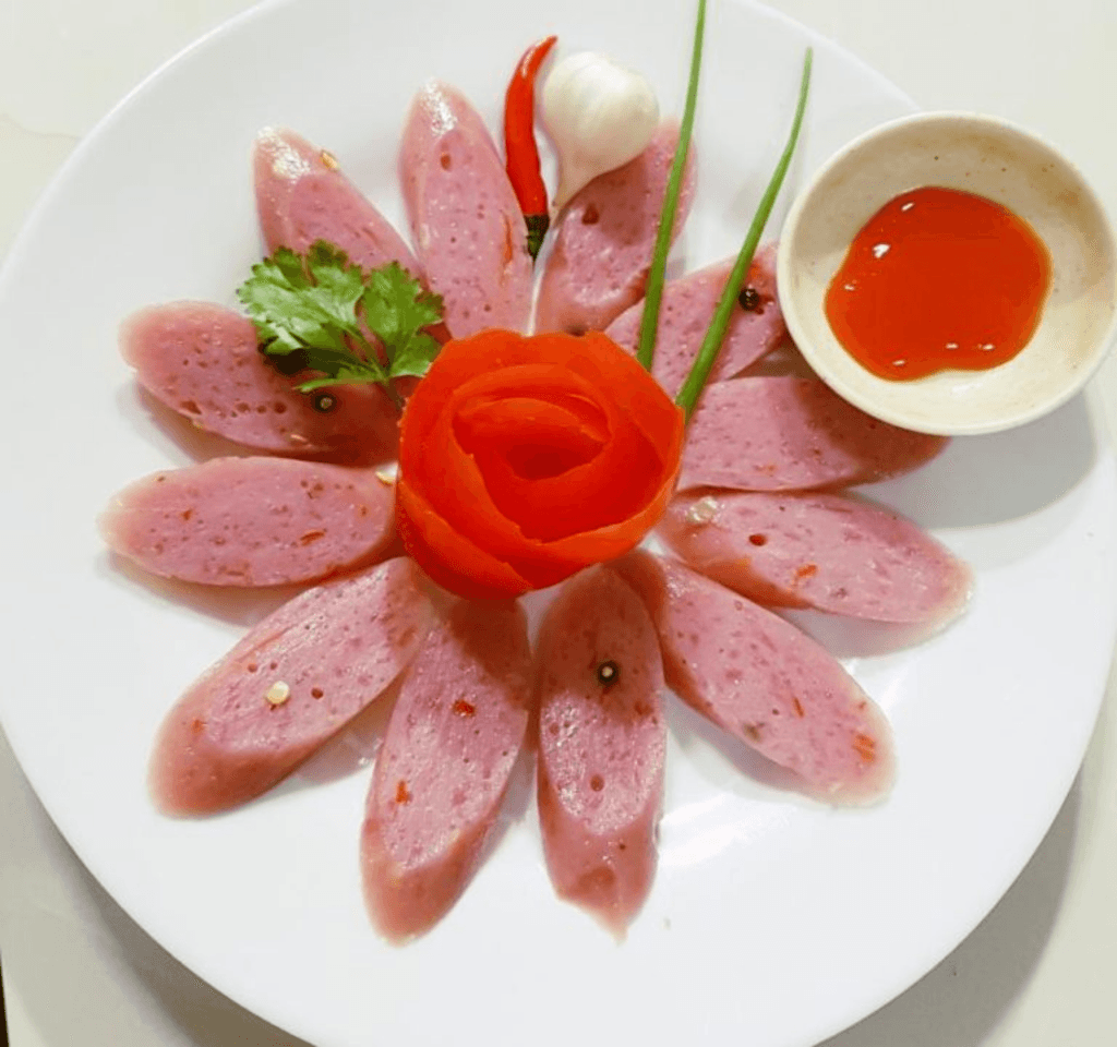 Nem chua chợ Huyện| đặc sản NGON Bình Định tại Sài Gòn
