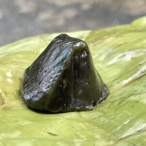bánh ít lá gai đặc sản miền trung