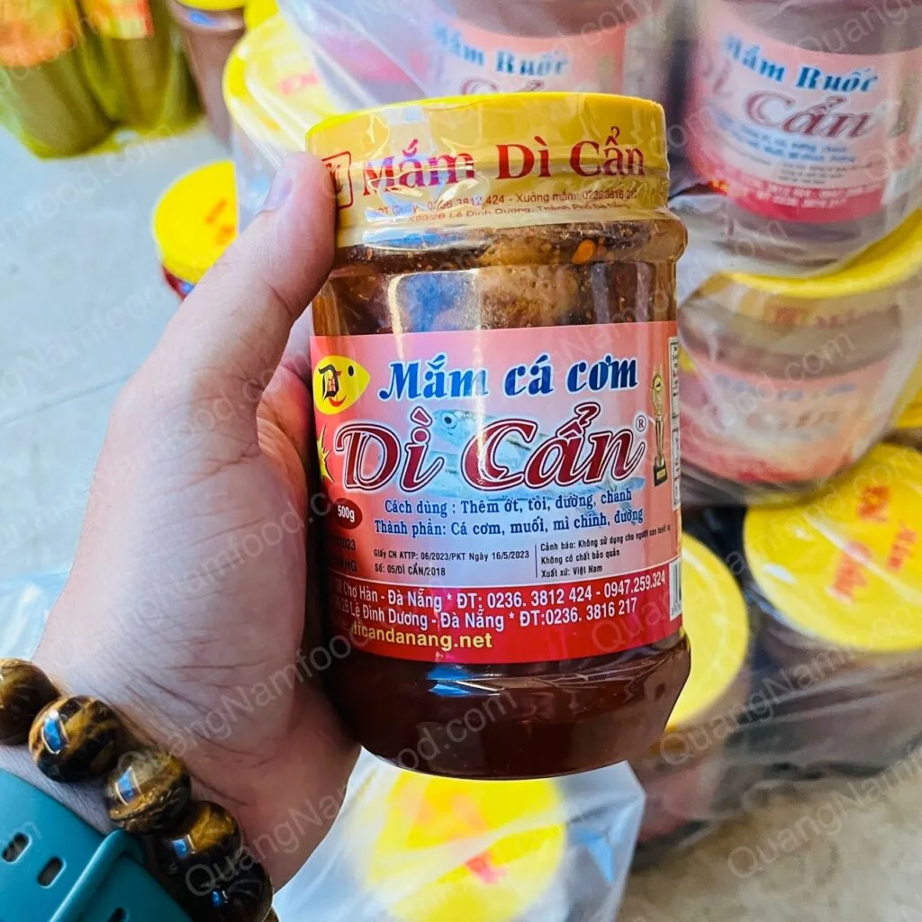 Hình mắm cá cơm Dì Cẩn