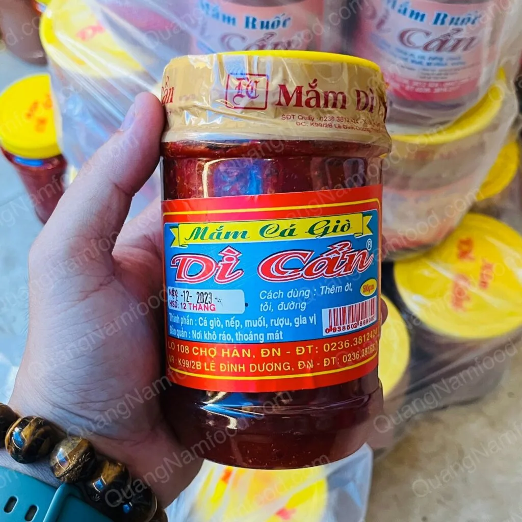 Hình mắm cá giò Dì Cẩn